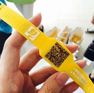 小米手环升级失败了开不了机怎么办?