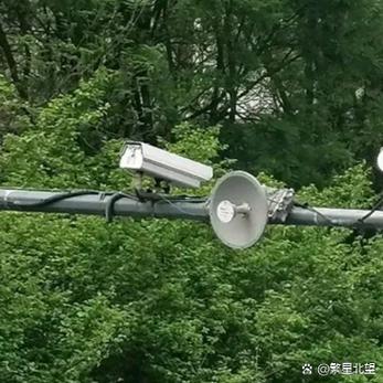 摄像头绿色灯一闪一闪图标
