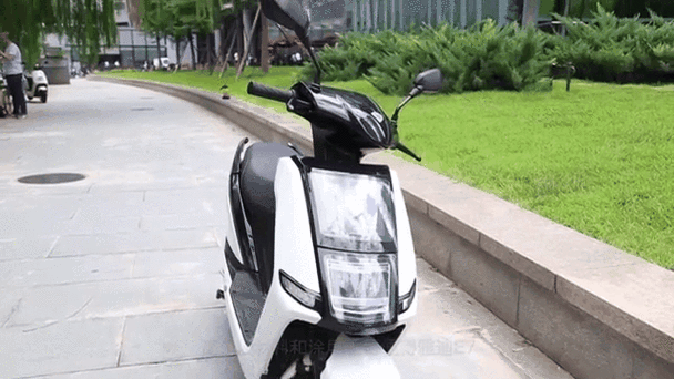 雅迪缤钻版车型