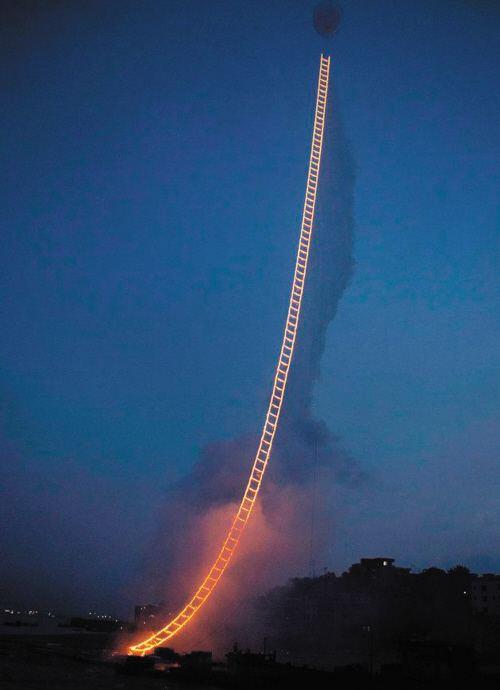 烟花放到空中后造型是怎样研制出来