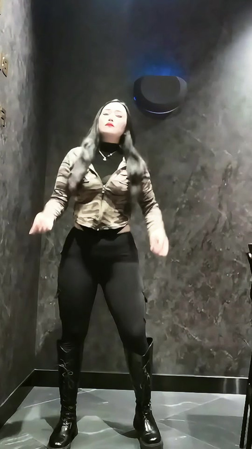 原版摩托车摇舞蹈视频缩略图