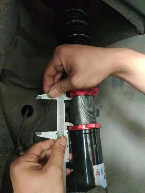 绞牙避震怎么调才舒服
