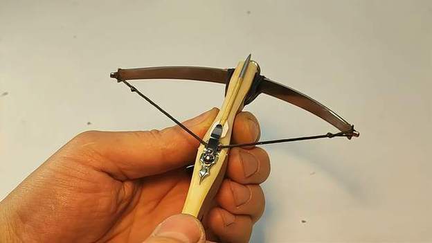 造纸匠做火弩箭视频