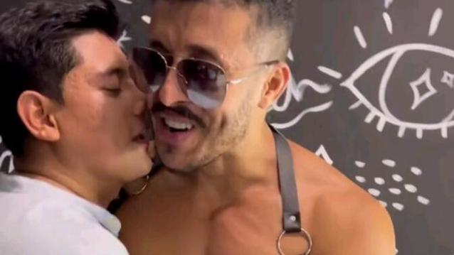 theTwinksGaylove