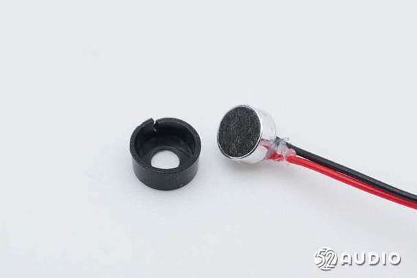 耳机闹钟的声音输出部件