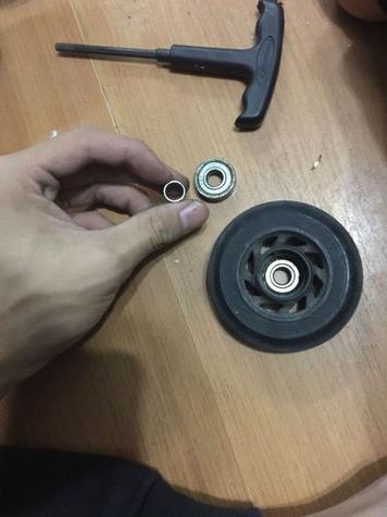 拉杆箱轮子更换视频缩略图