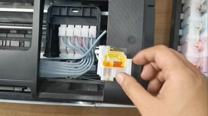 爱普生l805准备墨水系统