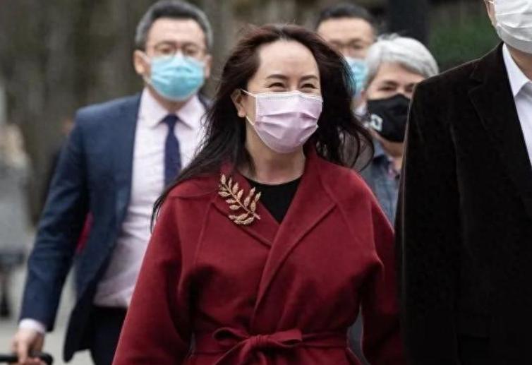 孟晚舟服装搭配