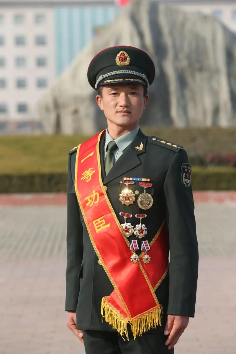 二等兵和一等兵