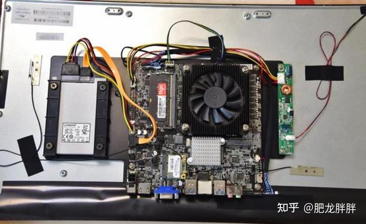 一体机电脑电池在哪个位置