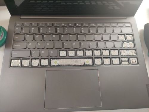 联想小新键盘帽拆卸