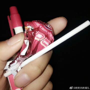 小晓雯lucky微博