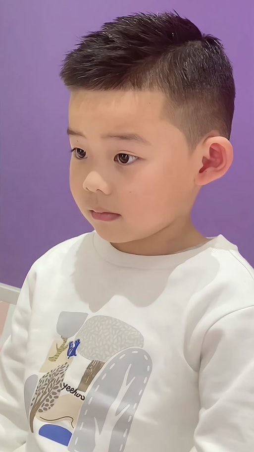 儿童理发