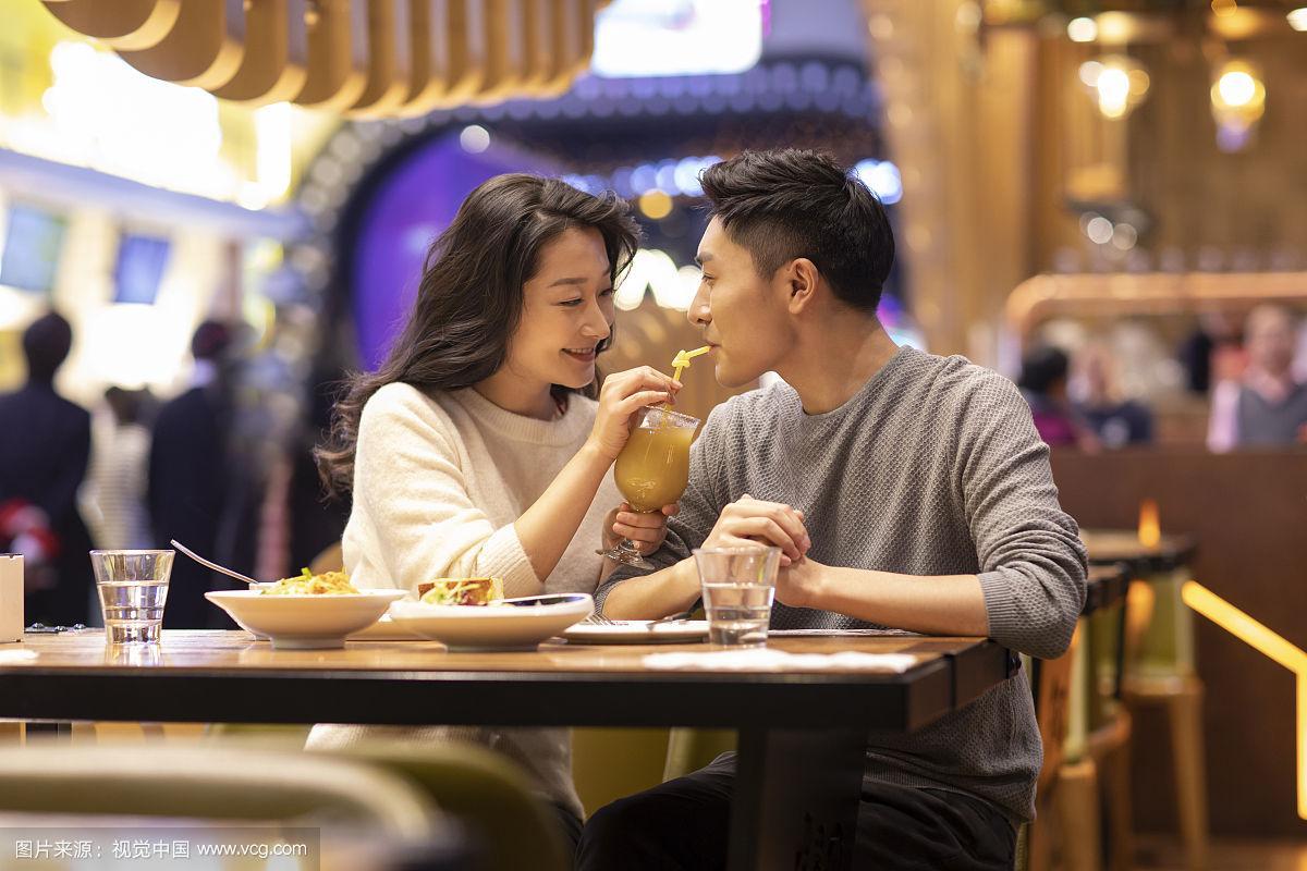 不充钱的约会app