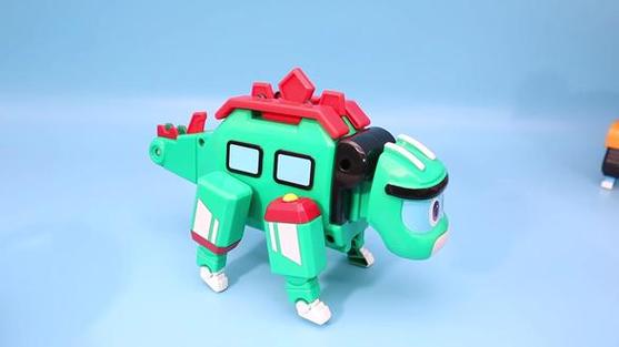 帮帮龙探险队是怎么变身的
