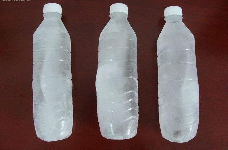 水冻结成冰体积会缩略图