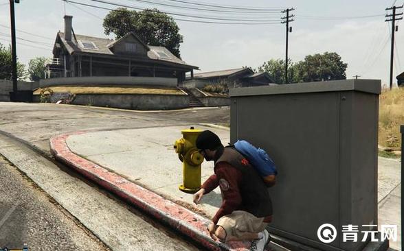GTA5躲掩体后面