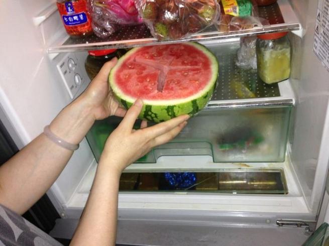 西瓜放冰箱隔夜能吃吗截图