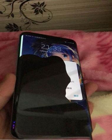 手机屏幕黑色斑点缩略图