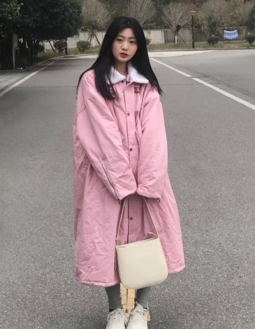 灰粉色适合什么肤色