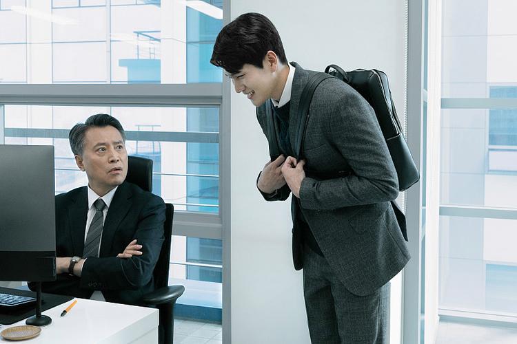 老板与员工免费观看电视剧版截图
