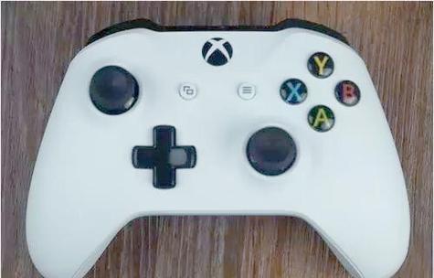 新版xbox手柄
