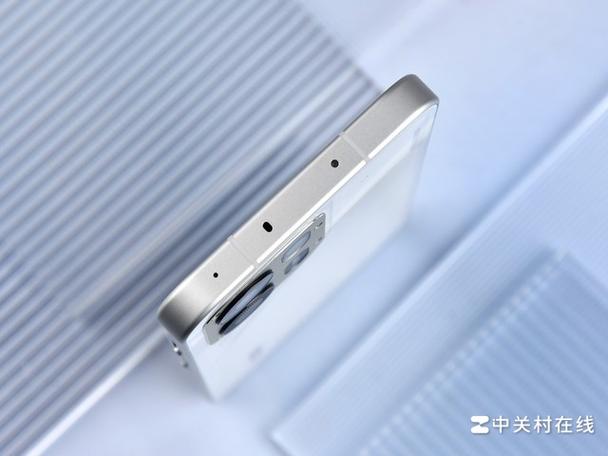 oppo手机照相机灯光怎么打开