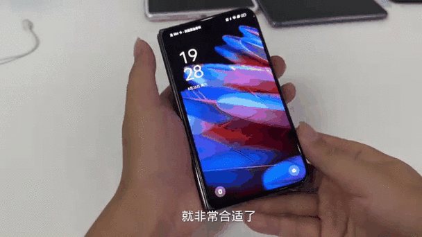 oppo怎么分两个屏图标