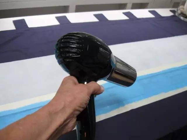 吹风机吹字迹变旧