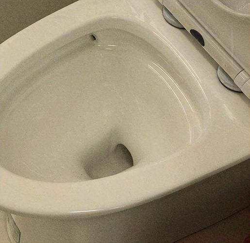 马桶水坑存水太少