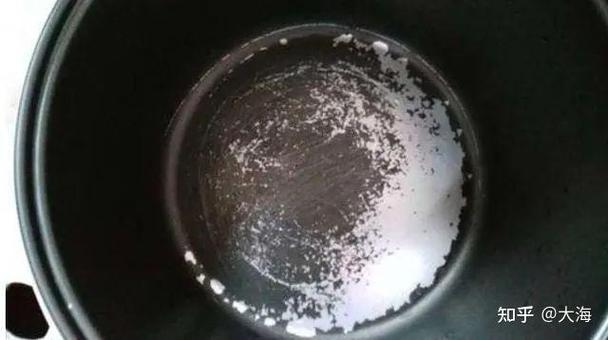 电饭煲里面的涂层掉了还能用吗图标