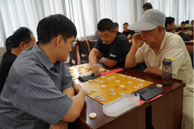 网上跟真人下象棋