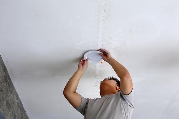 刷大白墙需要晾多久能入住