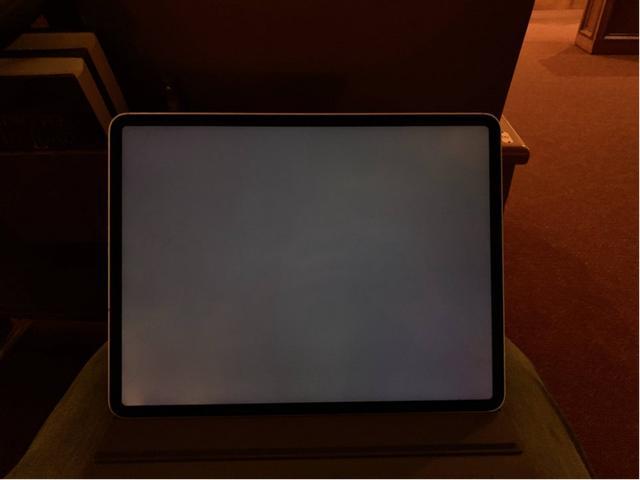 ipad边缘脱胶翘起来图标