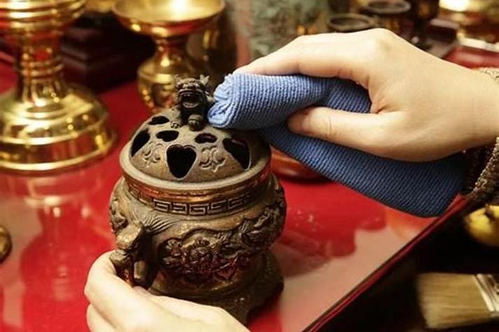 财神爷脏了怎么清洗
