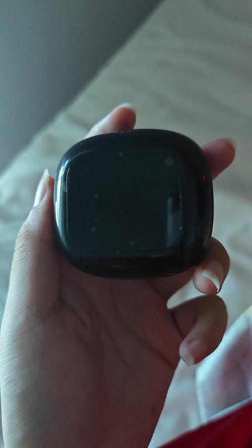 蓝牙耳机白色灯一直亮缩略图