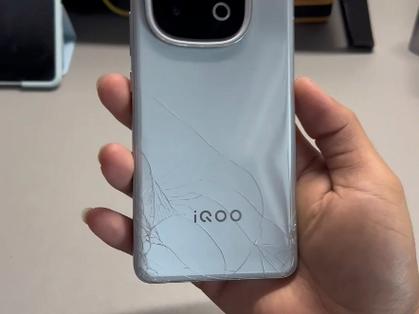 后盖碎了能撑几年