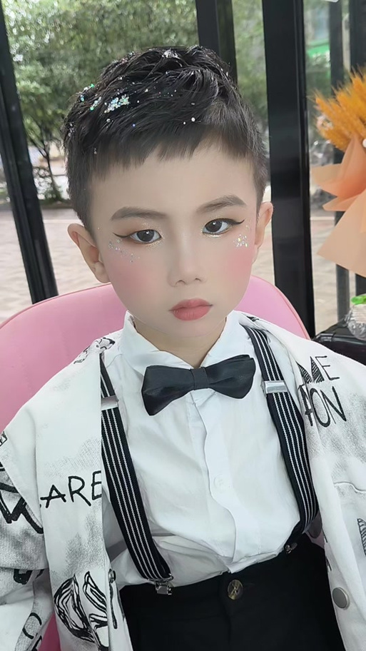 舞台妆怎么画视频教学