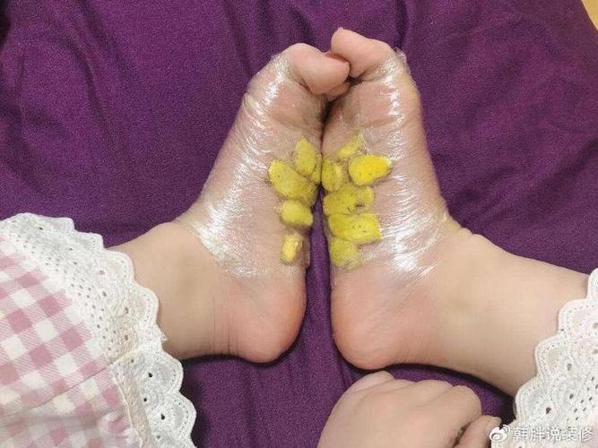 婴儿姜敷脚心