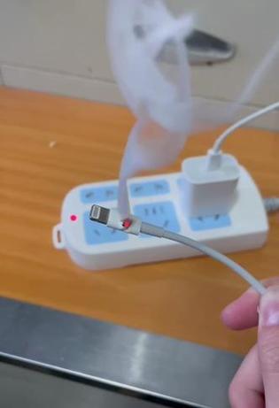 ipad充电烧坏了缩略图
