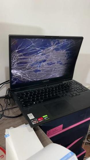拯救者卡死屏幕不动了