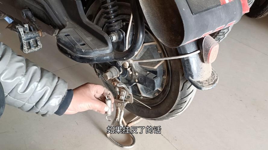 电动车支撑弹簧的作用