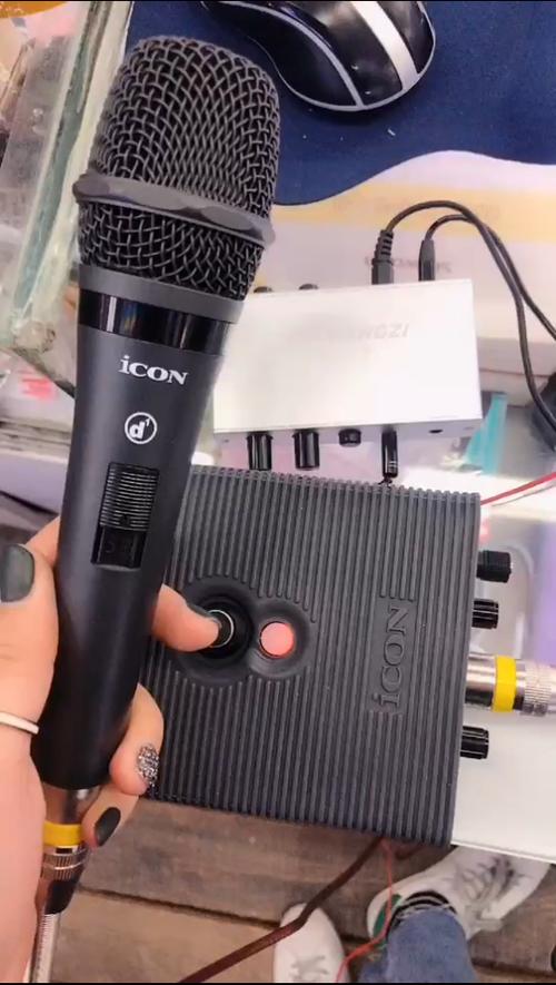 艾肯的声卡配什么麦