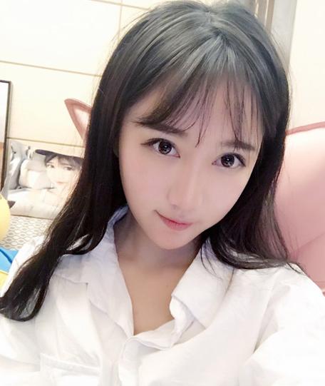 虎牙正恒熙熙内部群微博截图