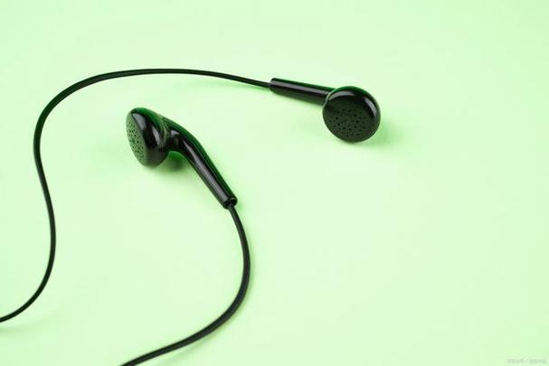 手机戴耳机有声音,外放没声音