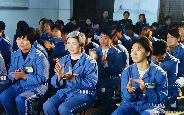 《监狱女囚》动漫全集免费游戏截图