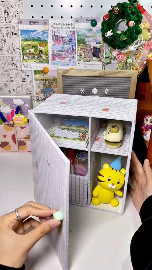 用废旧盒子做收纳盒缩略图