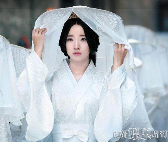 白莲花宠妃记