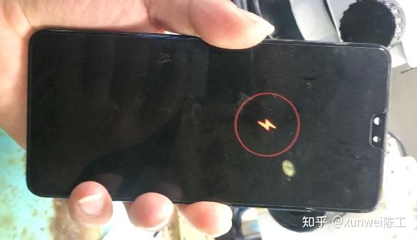 华为手机屏闪的原因是什么