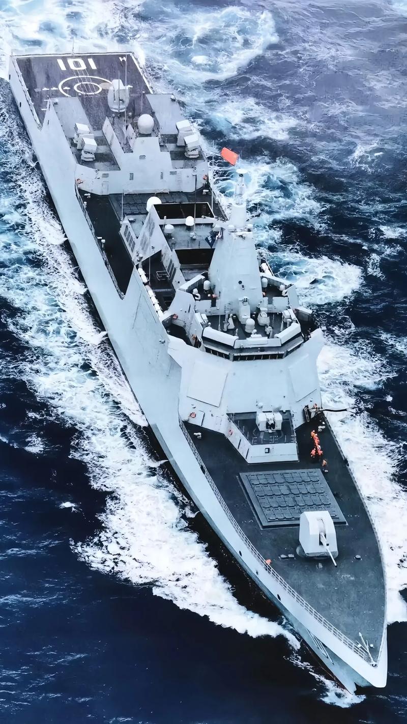 不黑不吹055驱逐舰